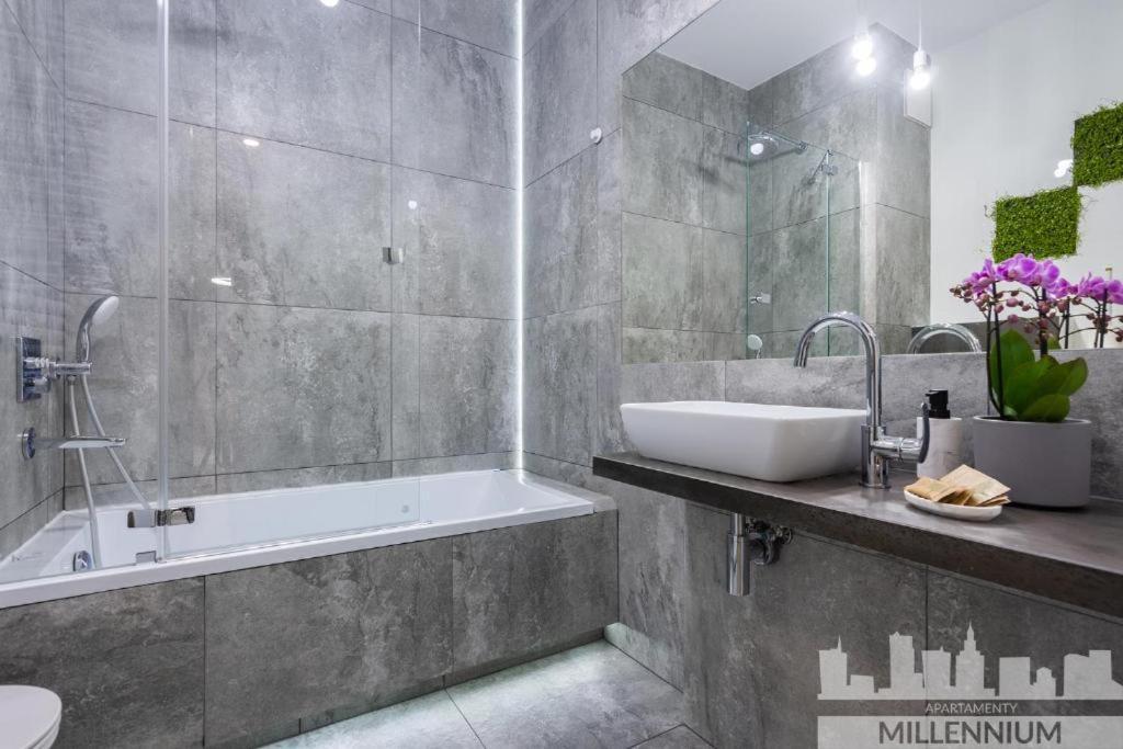 Apartamento Millennium Port Gold Varsovia Exterior foto